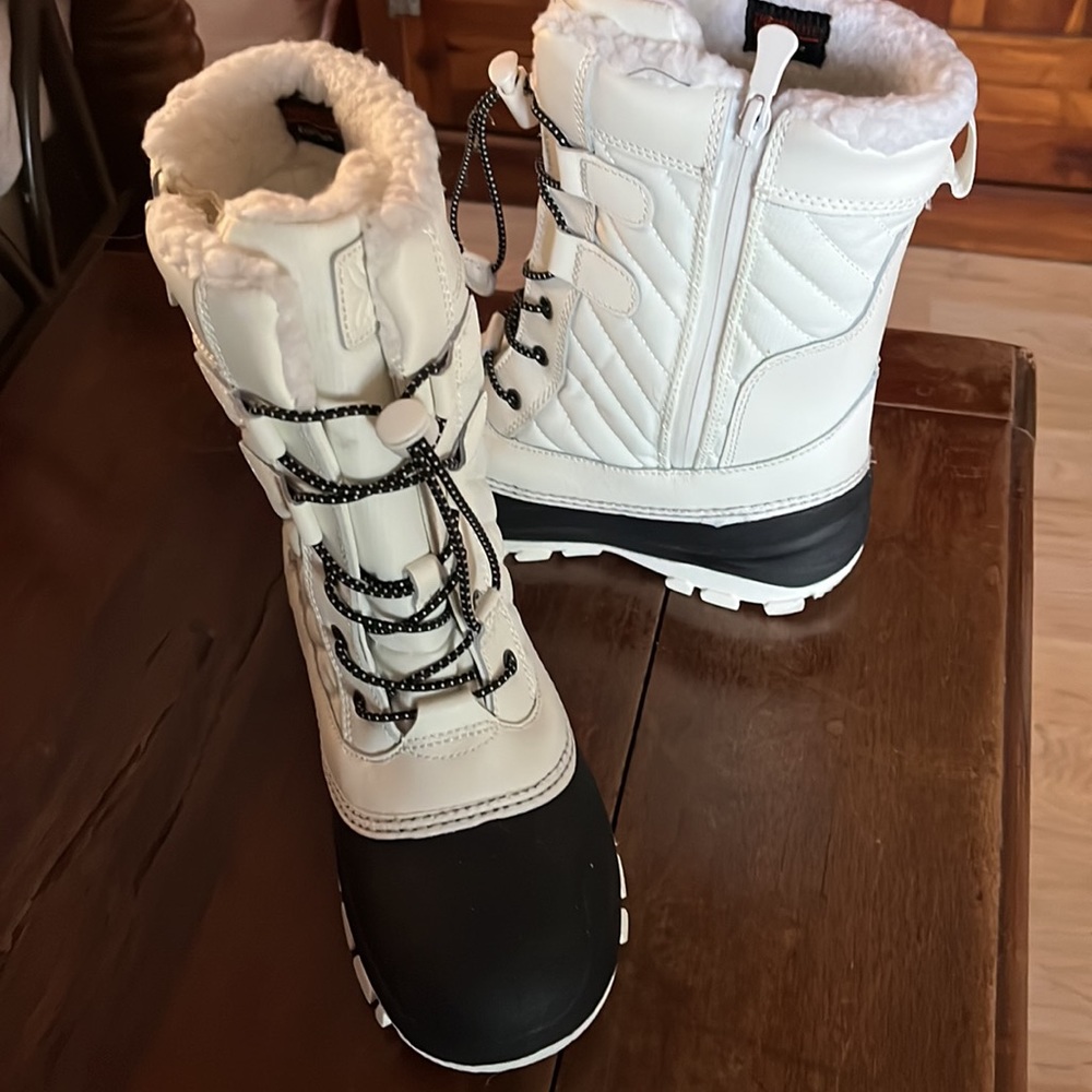 Cute snow boots